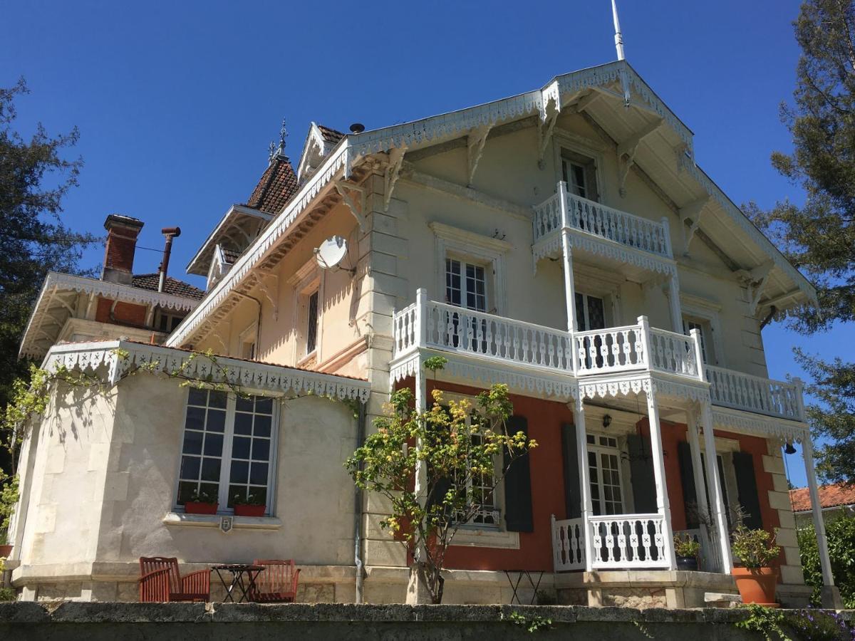 Saint-Séverin Manoir De L'Epine Bed & Breakfast エクステリア 写真