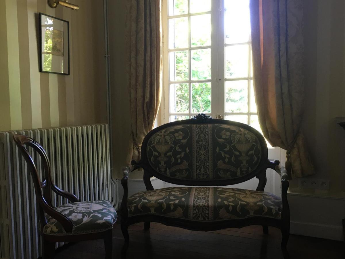 Saint-Séverin Manoir De L'Epine Bed & Breakfast エクステリア 写真