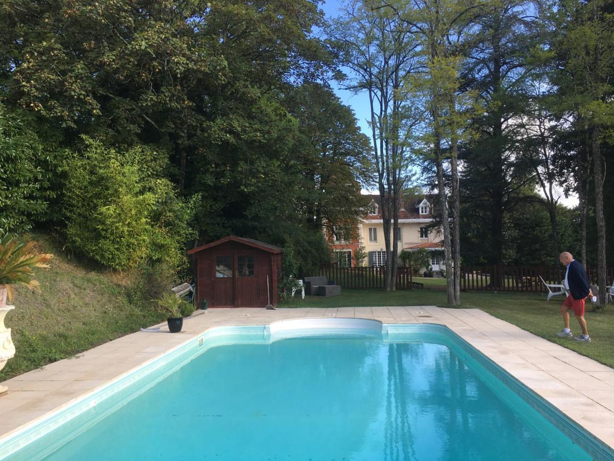 Saint-Séverin Manoir De L'Epine Bed & Breakfast エクステリア 写真
